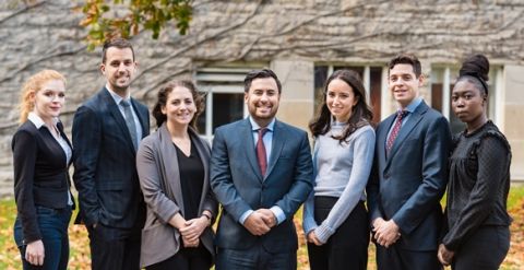 Osler lawyers and summer students in the Queen’s Law courtyard before the “Demystifying Business Law” workshop on October 30: (l-r) Isabelle Crew, Law’18, Brandon Kerstens, Law’14, Allison Di Cesare, Law’14, Patrick Welsh, Law’10, Arielle Kaplan, Law’15, Elie Farkas, Law’17, and Stella Gore, Law’18. (Photo by Andrew Van Overbeke)