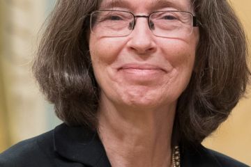 Catherine Latimer, Law’78, Executive Director of the John Howard Society of Canada since 2011, received the Queen’s Law 2022 Cromwell Award for distinguished public service. It was her student experience with a Queen’s Law Clinic that started her lifelong mission to ensure justice for some of Canada’s most vulnerable, marginalized people.